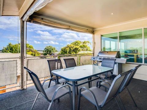 Cuttriss By The Beach - Broome Tourism 6