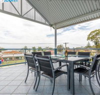 Villa San Gabriel Vincentia sleeps 14 4pm Check Out Sundays - Broome Tourism