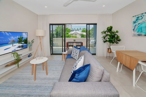 Apartment Near City On Lake 3 - Broome Tourism 5