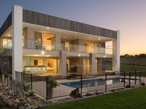 Ocean Breeze - Broome Tourism 3