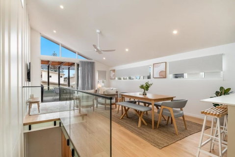 22 South Lennox Head - Broome Tourism 3