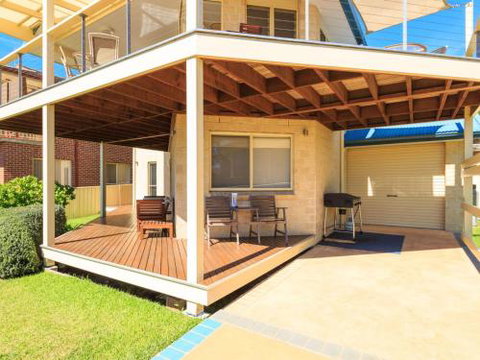 Pollys Escape Main House Cottage Vincentia 4pm Check Out Sundays - Broome Tourism 3