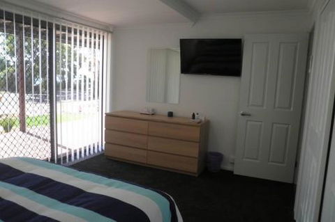 Almonta Apartments On The Water Front - Broome Tourism 5