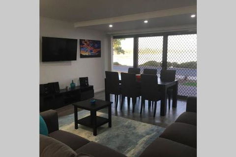 Almonta Apartments On The Water Front - Broome Tourism 2