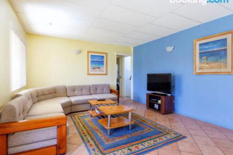 Perrumba Street Cottage - Broome Tourism 6