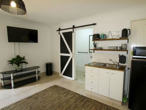 Studio 9 - Broome Tourism 5