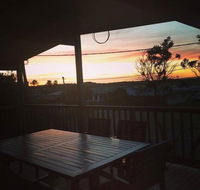 Sunset Deck Beach House Sandy Point - Broome Tourism