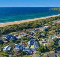 THE OASIS Werri Beach 4pm Check Out Sundays - Broome Tourism