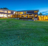 ALPINE LODGE Alpine Southern Highlands 4pm Check Out Sundays - Broome Tourism