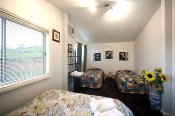 Clunes Cabins Rejuvenate Stays - Broome Tourism 1