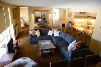 Twin Towers 302A - Broome Tourism 0