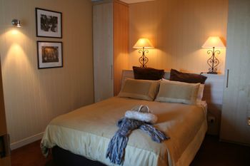 Twin Towers 302A - Broome Tourism 1