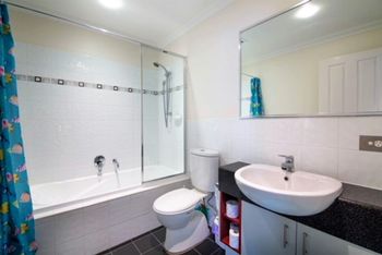 Spacious Apartment With Sea Views - Broome Tourism 6
