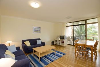 St George Unit 4 Nelson Bay - Broome Tourism 0