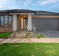 Resortstyle 4BR House With Parkingwerribee - Broome Tourism
