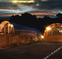 Bruny Island Accommodation 43 Degrees Beachside Studio Spa Apartments 1 - Broome Tourism