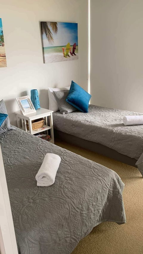 Absolute Beachfront With Views 2BR Apt - Broome Tourism 5