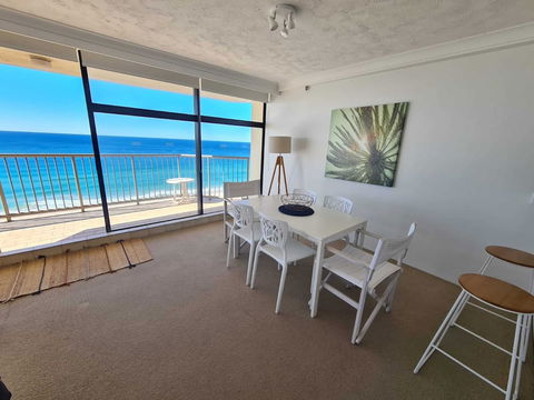 Absolute Beachfront With Views 2BR Apt - Broome Tourism 6