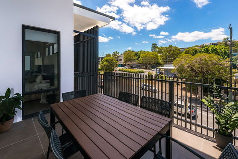 Round About Bulimba - Broome Tourism 4