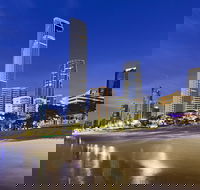 Holiday Holiday Soul Surfers Paradise - Broome Tourism