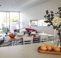 LUXURY 3 BEDROOM APARTMENT SYDNEY - Broome Tourism