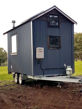 Big Tiny Dale View Tiny House - Broome Tourism 4