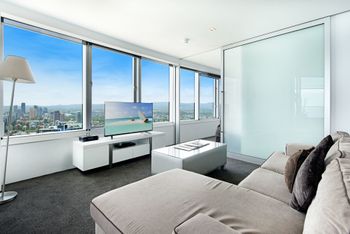 Sensational Q1 Surfers Paradise Resort Living - Broome Tourism 6