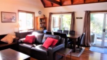 Kookaburra Cottage At Hat Head - Broome Tourism 2