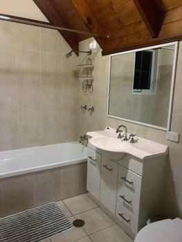Kookaburra Cottage At Hat Head - Broome Tourism 3