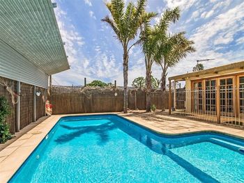 Hidden Oasis - Broome Tourism 1