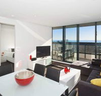 Executive Bay Views St. Kilda - Broome Tourism