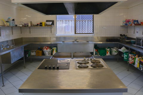 Maxmee Resort Hostel - Broome Tourism 5