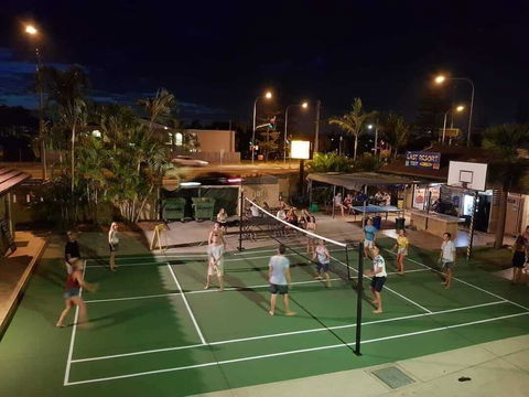 Maxmee Resort Hostel - Broome Tourism 3