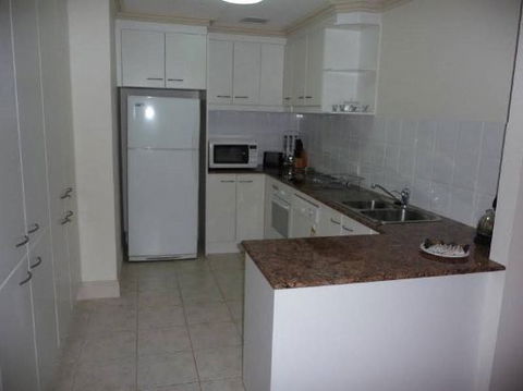 Absolute Luxury In The East End Of Adelaide Apartment - Broome Tourism 5