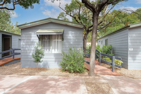 Adelaide Caravan Park - Broome Tourism 0