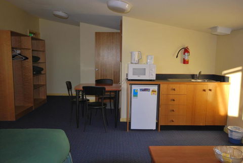 Alpine Heights 28 - Broome Tourism 4