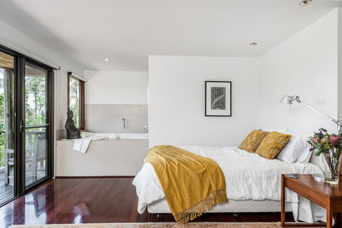 Your Luxury Escape - Cedar View - Broome Tourism 6