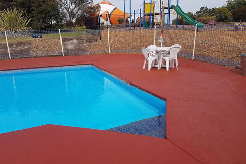 Lakes Caravilla Caravan Park - Broome Tourism 7