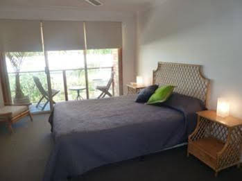 Sails Beach House Apartments Pottsville Beach - Broome Tourism 0