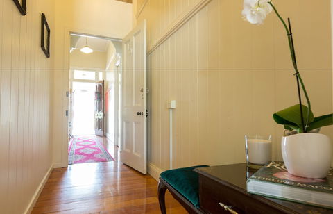 99 Kirkland Bed & Breakfast - Broome Tourism 1