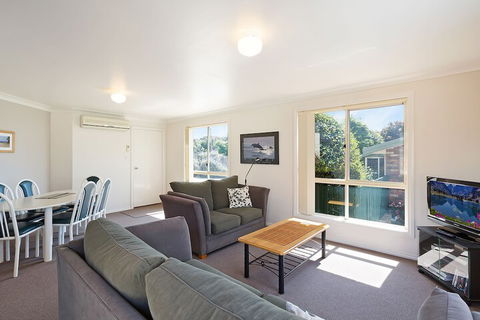 Captain's Quarters - Broome Tourism 5
