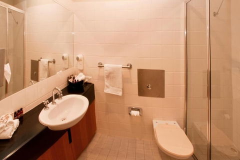 George Kerferd Hotel - Broome Tourism 3