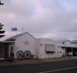 Vue de M Bed  Breakfast - Broome Tourism