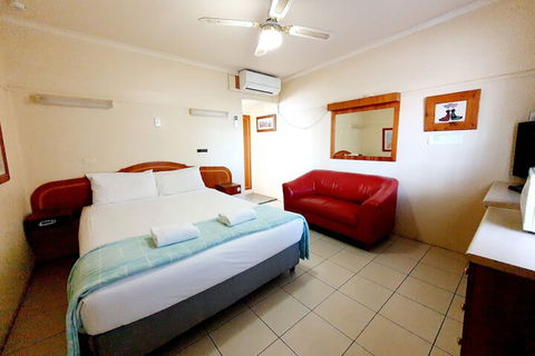 Ardeanal Motel West Wyalong - Broome Tourism 6