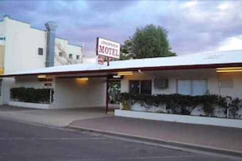 Longreach Motel - Broome Tourism 1