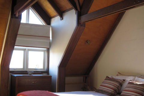 Vineyard Cottages - Broome Tourism 3