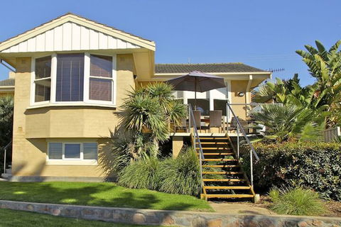 Bay 10 Accommodation - Broome Tourism 3