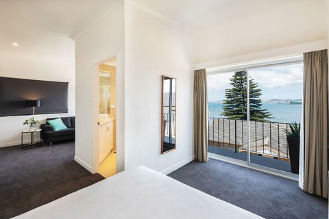 Bay 10 Accommodation - Broome Tourism 5