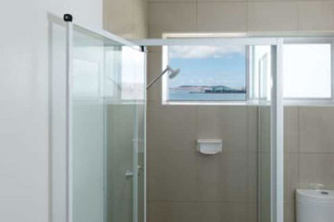 Bay 10 Accommodation - Broome Tourism 0