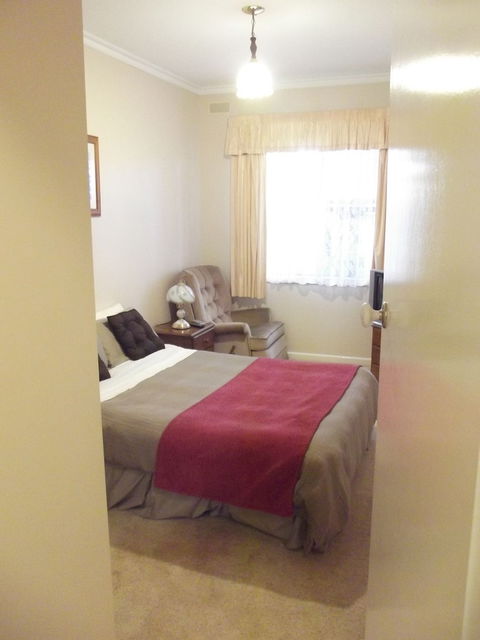 Lakes Entrance Holiday Units - Broome Tourism 4